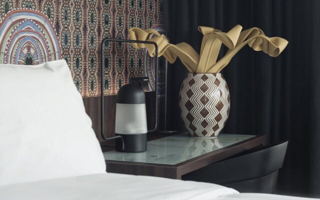 Mainport Hotel Rotterdam, a Hilton Affiliate Hotel