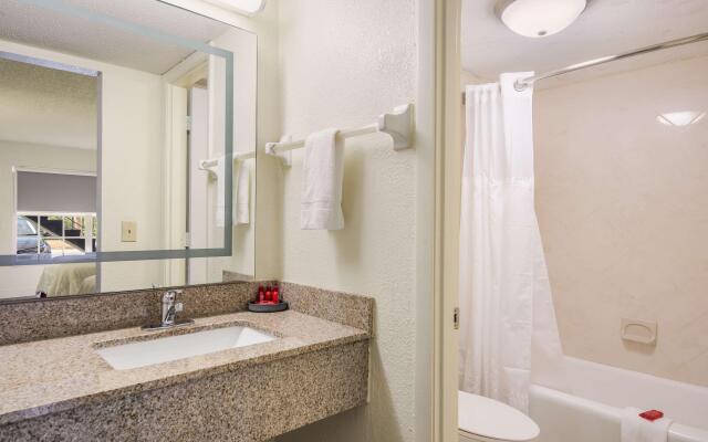 SureStay Hotel by Best Western Sarasota Lido Beach