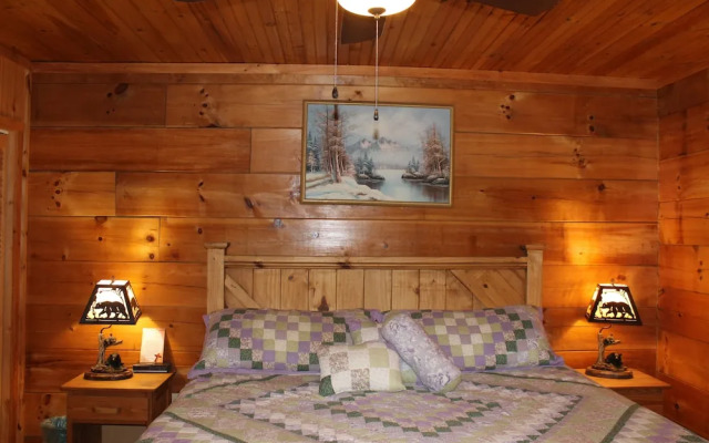 Riverside Log Cabins