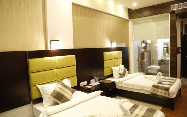 Silver Estate Resort