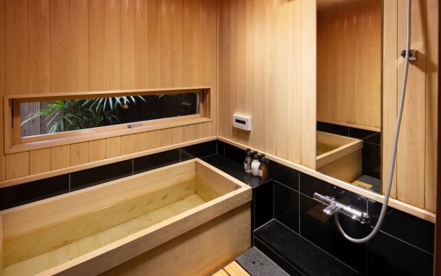 Kanade ShijoShinmachi