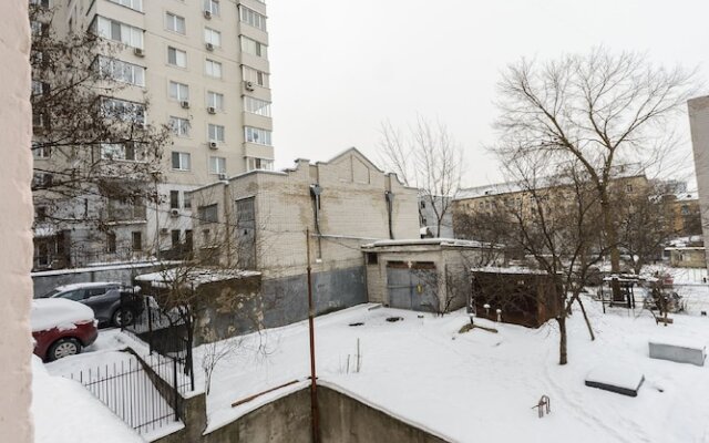 Уютная студия рядом с м. «Дворец Украина»