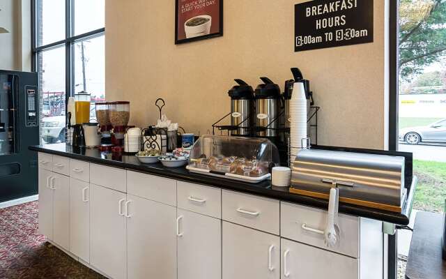 Econo Lodge Andrews Air Force Base