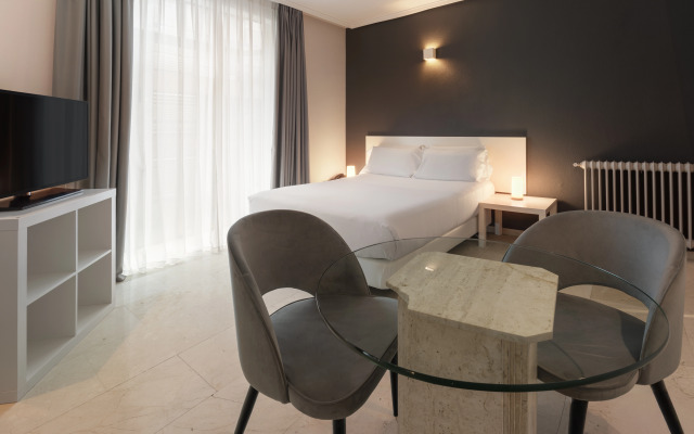 Apartamentos Sercotel Togumar