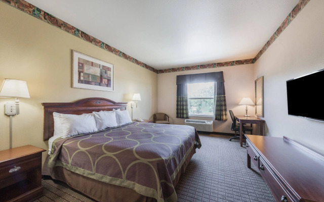 Ramada by Wyndham Sellersburg/Louisville North