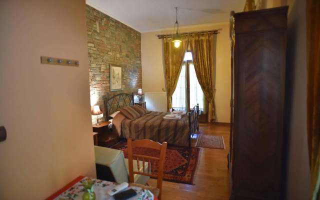 Santa Marina GuestHouse