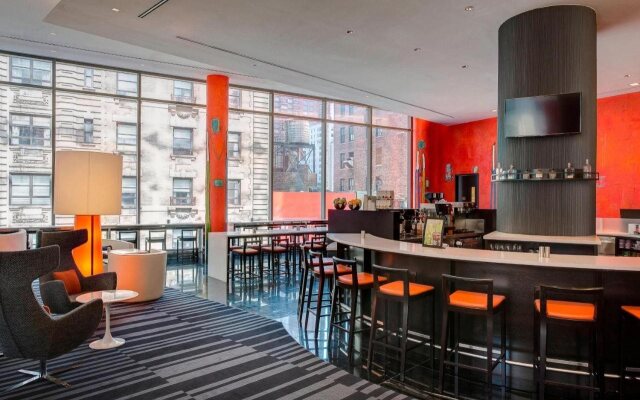 Courtyard by Marriott New York Manhattan / Central Park