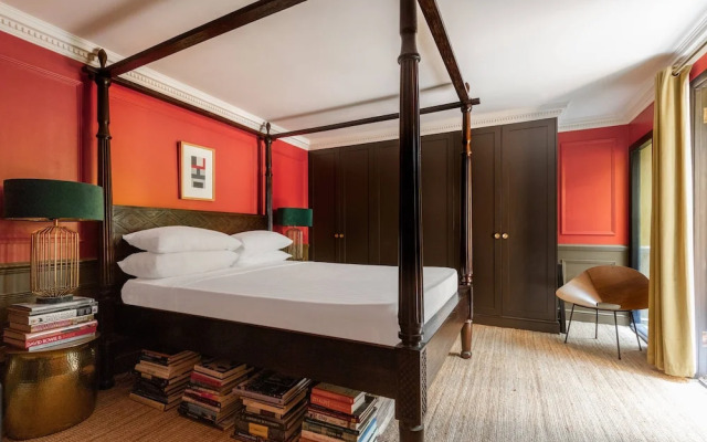 Penywern Road IV by Onefinestay