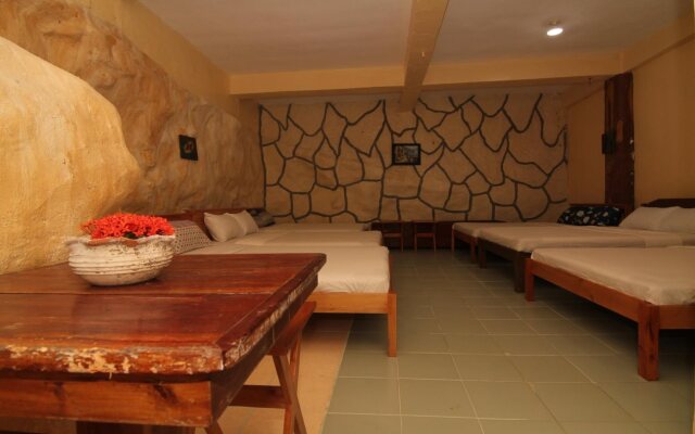 Villa Agatona Garden Beach Resort