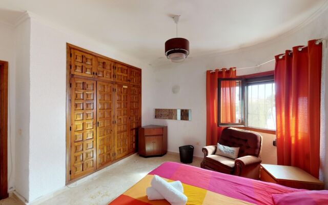 Villa Moraira Rouillon