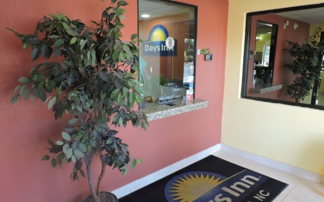Days Inn Conover-Hickory