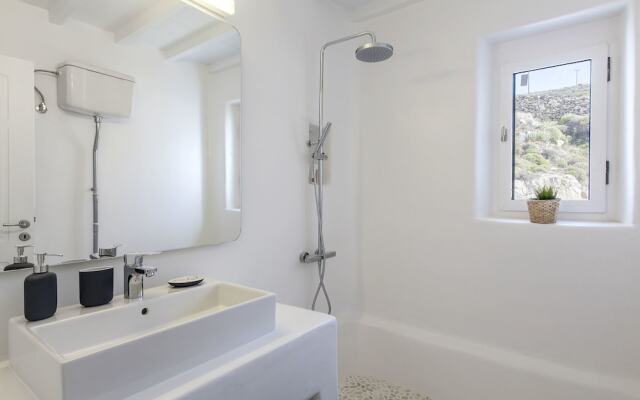 Mykonos Villas by Stylish Stays