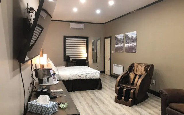 Motel 7 Inn & Suites