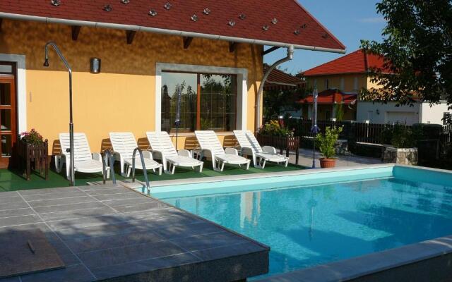 Ciklámen apartman