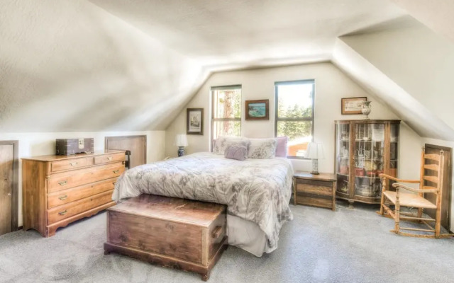 Talmage North Tahoe Rental by RedAwning