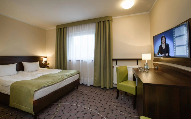 Hotel Travel
