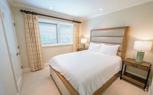 Luxury living with Spa &Pool near Disney