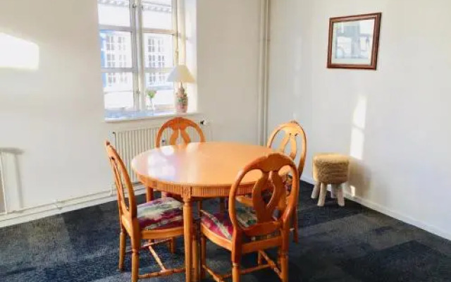 City Hotel Nattergalen Apartments