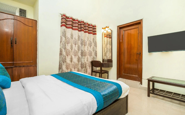 OYO 14245 Amitabh Guest house