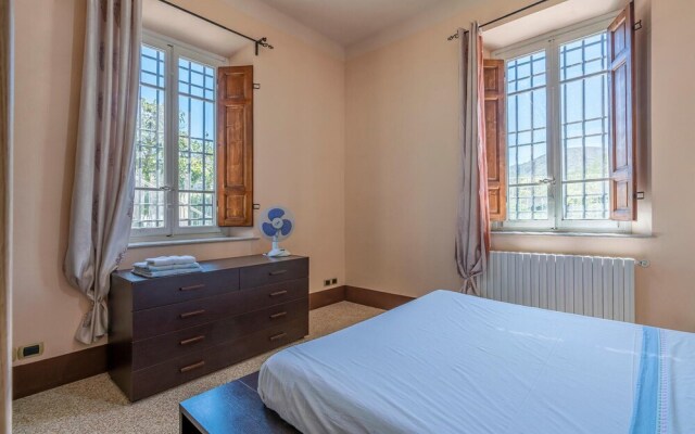 Awesome Apartment in Lucca With 2 Bedrooms