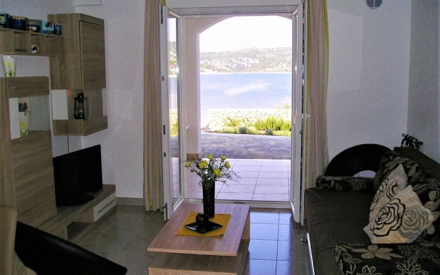 Tih - 20 m From sea - A1 Ruzmarin