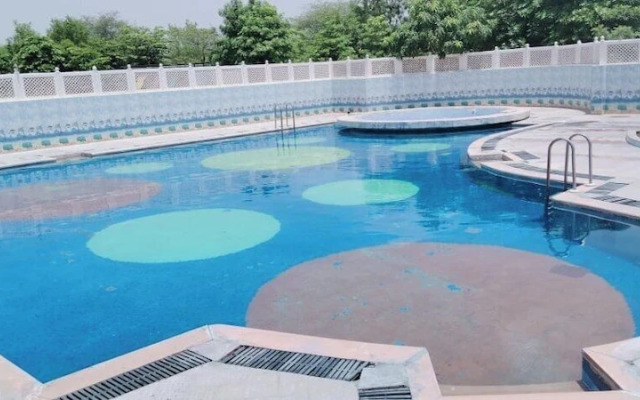 Swapanlok Farms And Resorts