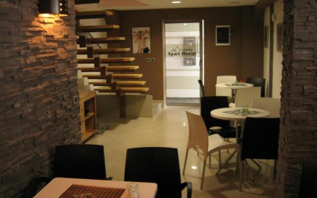 Domus Aparthostel