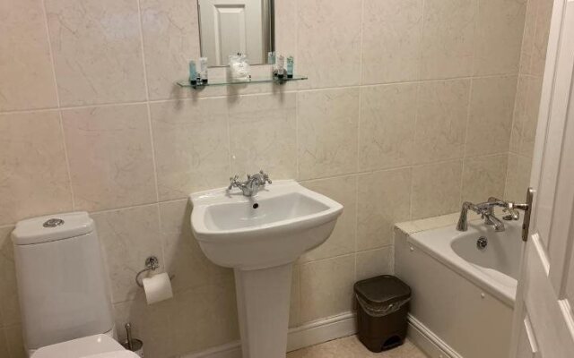 Chequers Country Inn