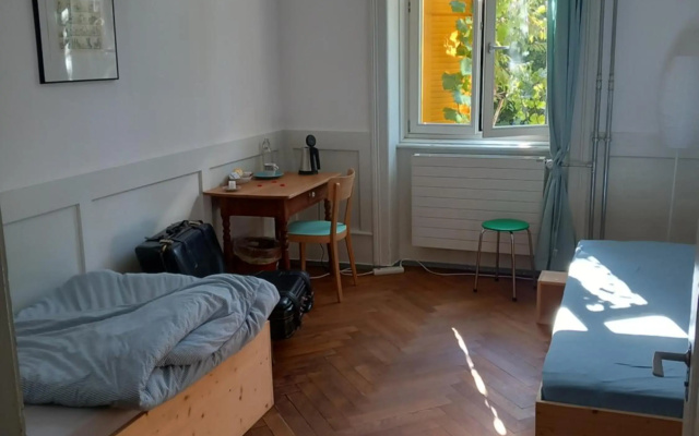 Petite Auberge an der Schüss – Guest Rooms – Biel