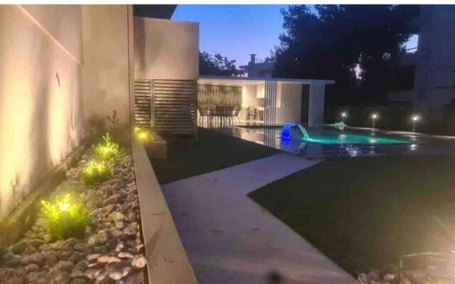 Pefko Beach Suites