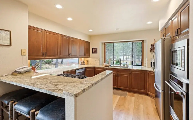 Summit View 5 4 Bedroom Home