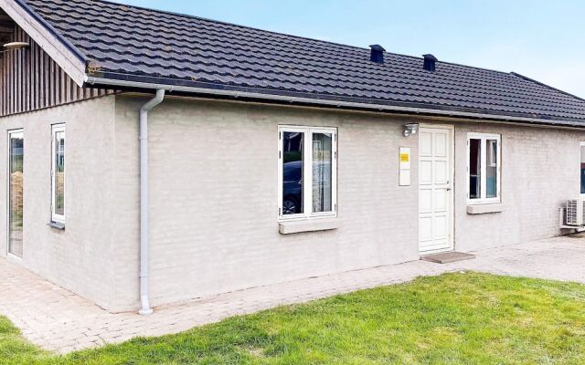 Secluded Holiday Home in Ulfborg With Terrace