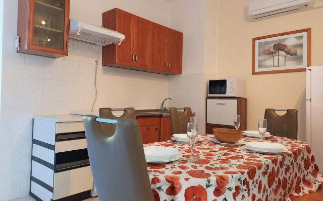 Nice Apartment in Labin With Wifi and 2 Bedrooms