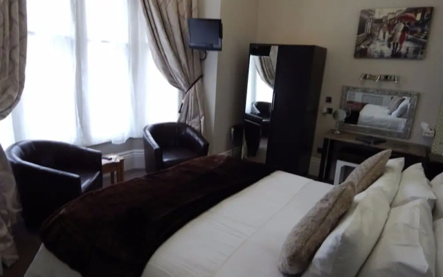 3 Norfolk Square Guest House