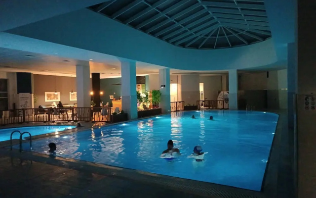Luxury 19th Floor Condo With Pool, Gym & City View — фото 4