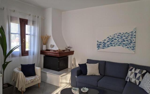 Villa Beta - 5min walk to beach, BBQ, Parking