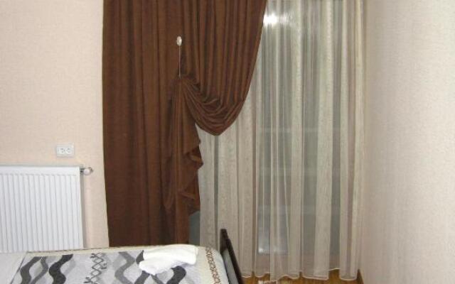 Lucky_Stay_Tbilisi