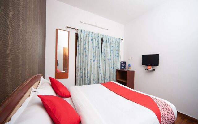 OYO 16645 Hotel Grand Palace