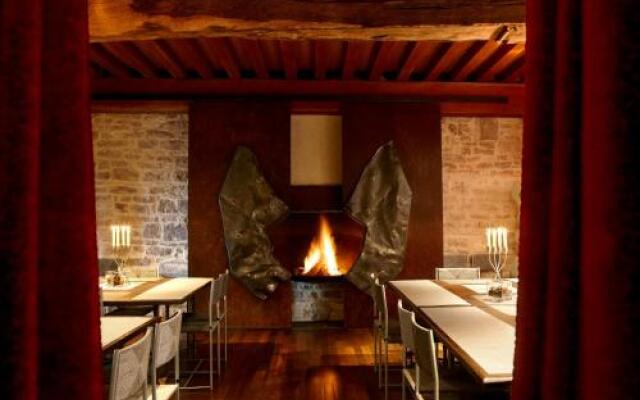 Chateau de Chassagne-Montrachet