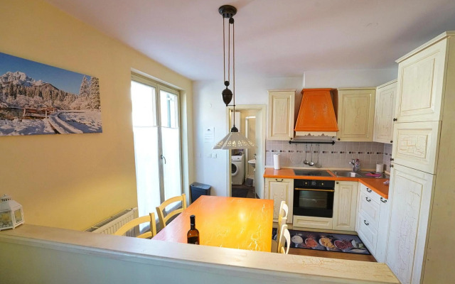 Apartment Mojstrovka