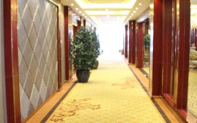 Long Hao Grand Hotel