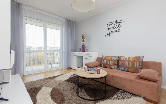 Warsaw Apartment Young City by Renters