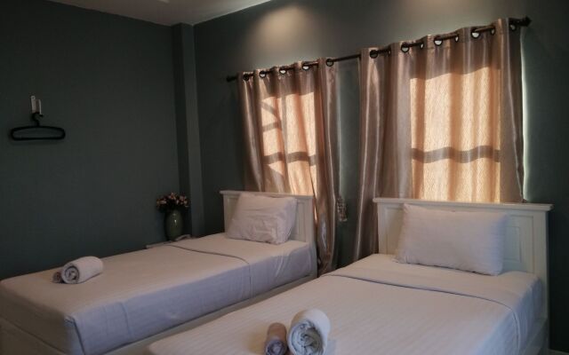The Battery Park Midtown Boutique Hotel