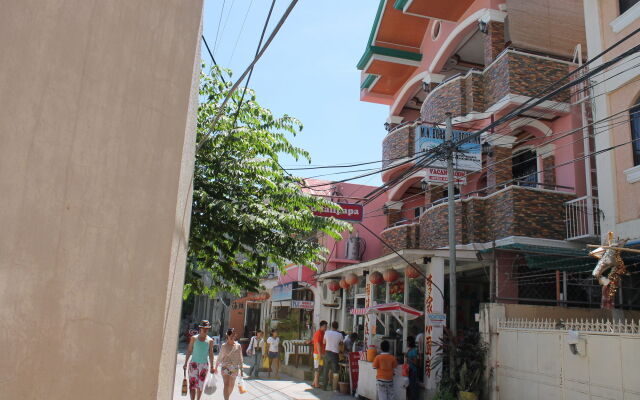 M.N. Boracay Lodge Inn