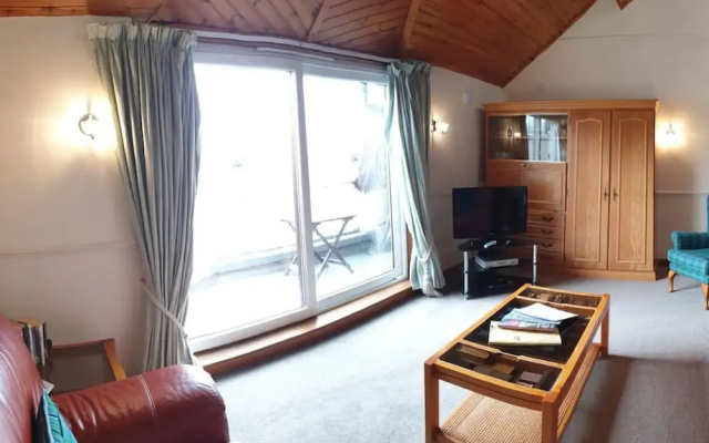 Loch Rannoch Highland Club Lochside Lodge 05