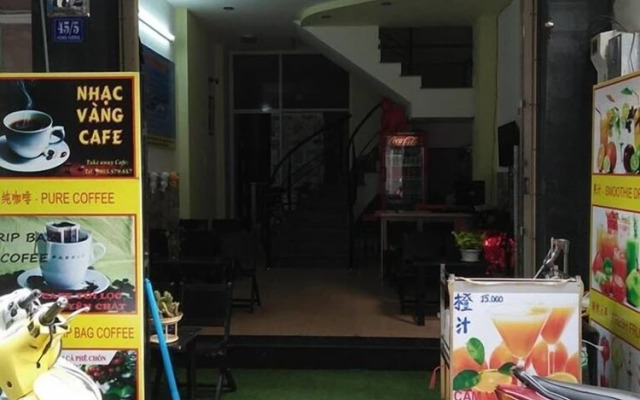 Queen Pearl Hostel