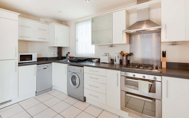 UR Stay Apartments Freemens Meadow
