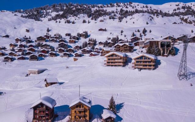 Apartmenthaus Riederhoru A 1. OG Ost