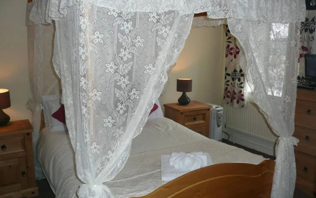 Rothwell House Hotel .