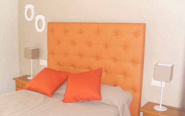 114 Campo Olivar, 502